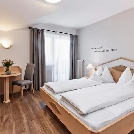 Grunwalderhof 호텔 3*